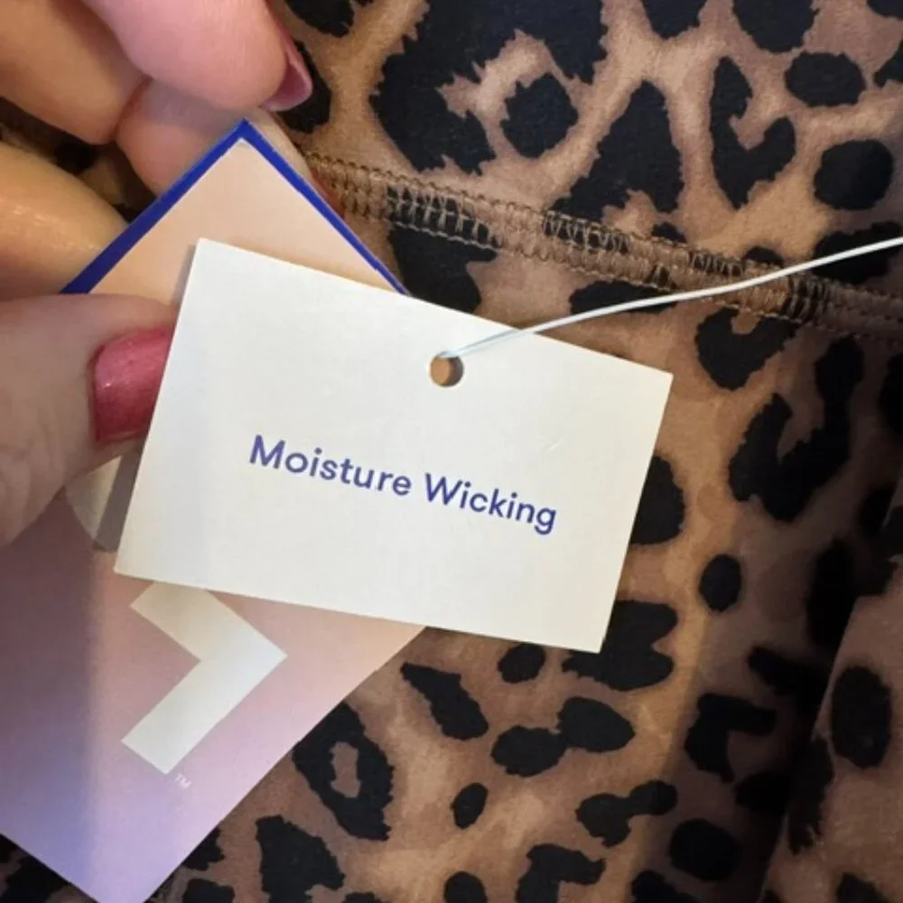 NWT MOISTURE WICKING CASUAL/ATHLETIC/ATHLEISURE LEGGINGS MEDIUM #2 - Picture 5 of 7